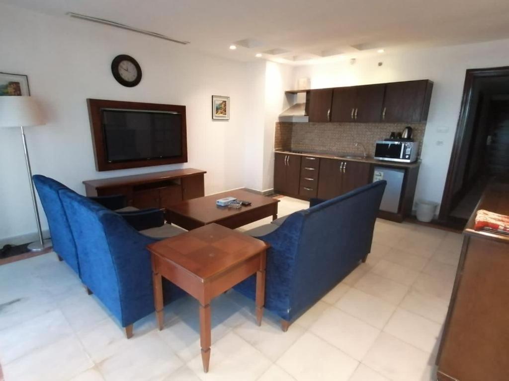 Durrah Beach Apartment Durat Alarous Esterno foto