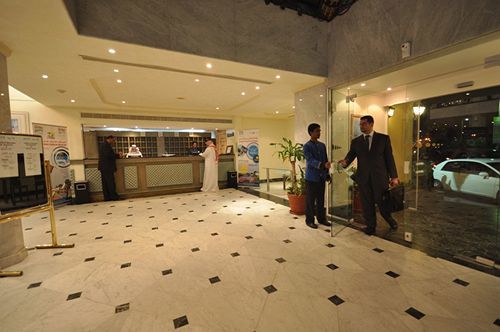 Durrah Beach Apartment Durat Alarous Esterno foto
