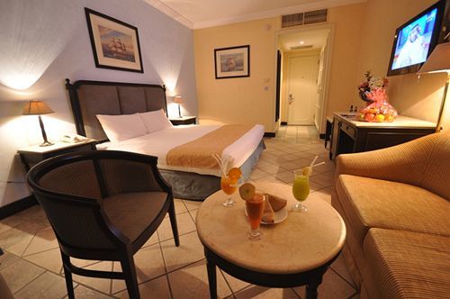 Durrah Beach Apartment Durat Alarous Esterno foto