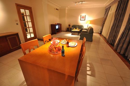 Durrah Beach Apartment Durat Alarous Esterno foto